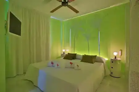 Tropicana Ibiza Suites - Adults Only - 6