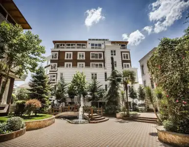 Prestige Tirana - 0