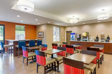 Comfort Inn & Suites near Ontario Airport - 25