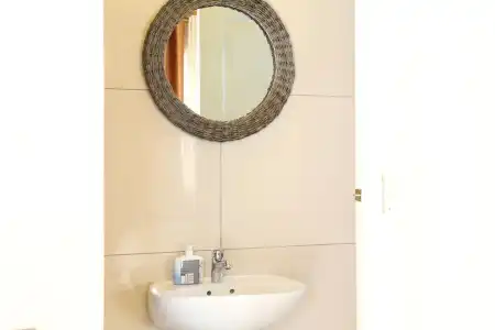 Tilla's Guesthouse - 17