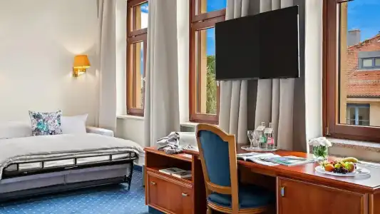 Bayerischer Hof Dresden - 80