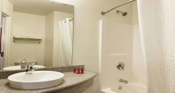 SureStay Plus By Best Western Niagara Falls East - 28