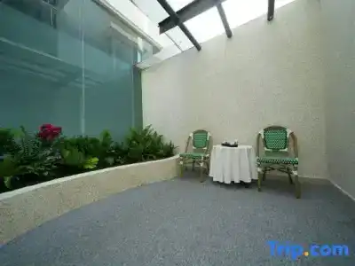 Expo Garden - 31