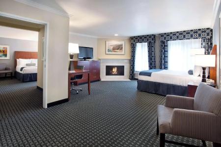 Best Western Plus Marina Shores - 56