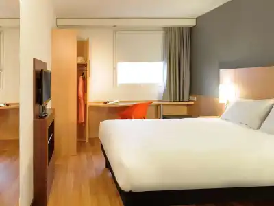 ibis Berlin Kurfürstendamm - 4
