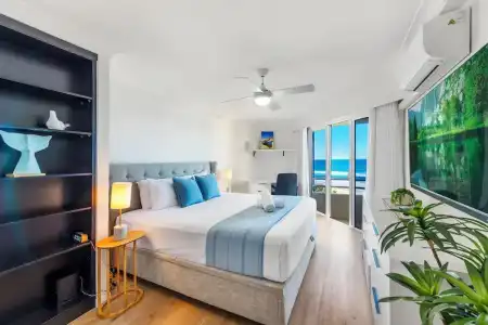 Zenith Ocean Front Apartments - 103
