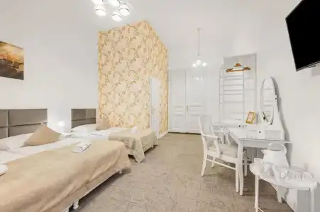 Downtown Bratislava B&B - 51