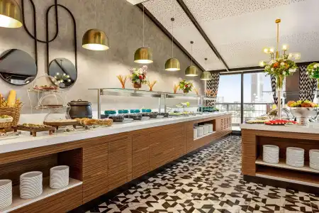 Ramada & Suites by Wyndham Istanbul Sisli - 6