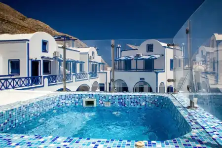 Roula Villa Studios & Apartments - 12