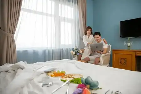 Royal Family Da Nang - 76