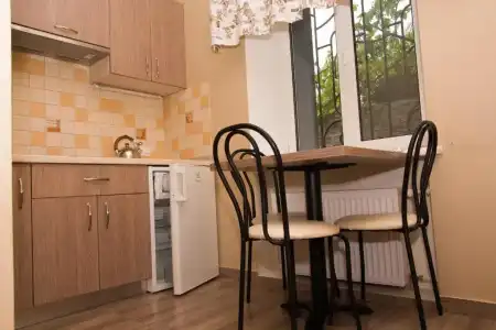 Yuzhnyij Dvorik Apart-Hotel - 77