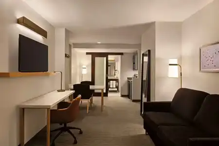 DoubleTree by Hilton New York Midtown Fifth Ave - 94