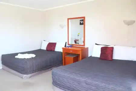 Gateway International Motel - 25