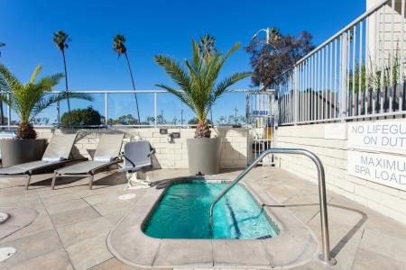 Hilton Garden Inn Marina Del Rey - 25