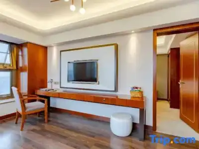 Lujia International - 115