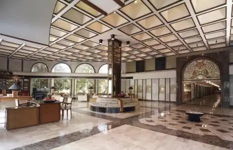Vivanta Colombo, Airport Garden - 1
