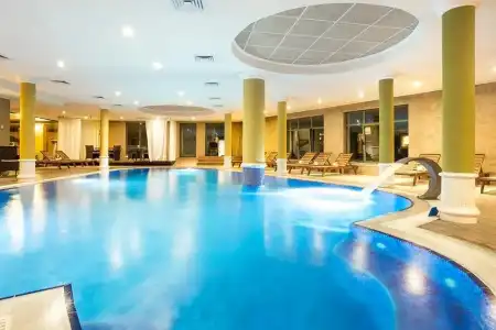 Romance & Family Suites - 9