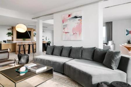 The Line Austin - 92