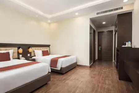 HM Grand Central - 2
