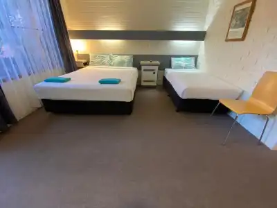 Mahogany Motel - 19