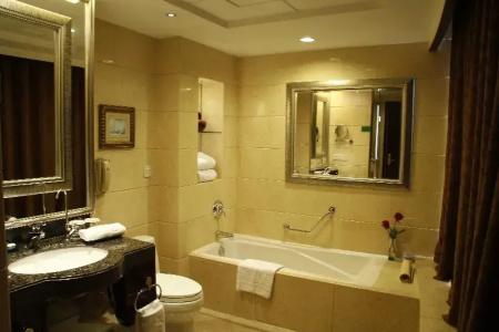 Royal Marina Plaza - 36