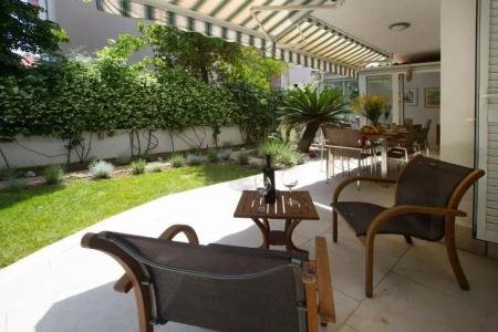 Garden Apartment - 152