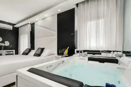 Reggia Suite Spa - 95