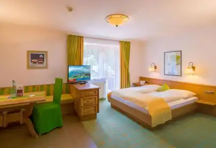 Hotel-Garni Jakober - 66