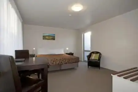 Atrium on Ulster - 70