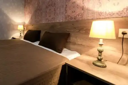 Old Side Boutique - 36