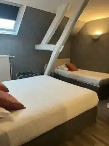 Hôtel De Troyes - 79