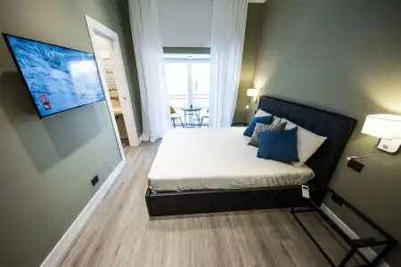 B&B Art House - 2