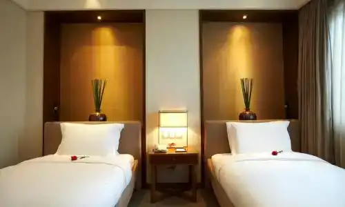 Kunming Xiangjiang - 3