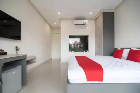 Bin Bin 7 - Near Ton Duc Thang University - 69