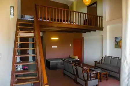 Manudi Glenfallsedge Rest - 93