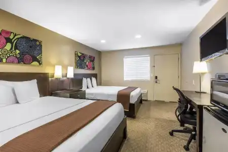 Mission Bay Lodge - 3
