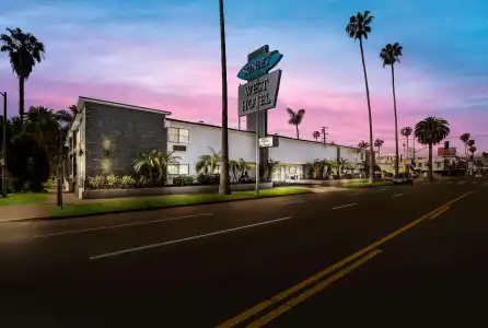 Sunset West, SureStay Collection by Best Western - 0