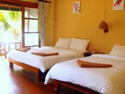 Sea Scene Resort - 3