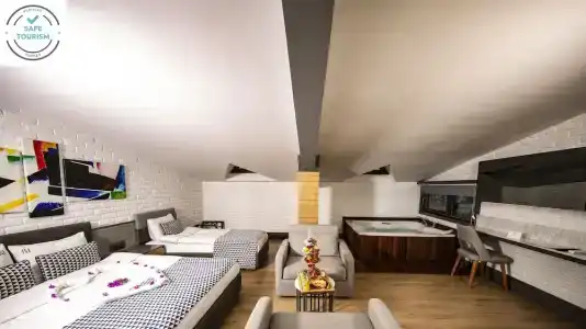 Laren Family & Spa - Boutique - 127