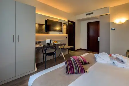 Best Western Plus Farnese - 3