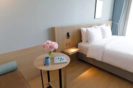 The Week & Resort - 54