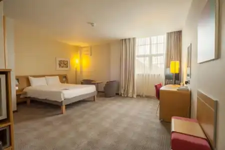 Novotel Cardiff Centre - 54