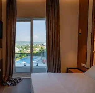 Royal Hill - 7