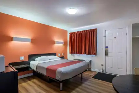 Motel 6 Sudbury, ON - 19