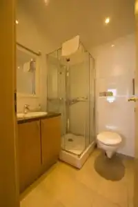 Dimmuborgir Guesthouse - 8