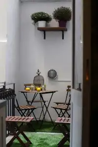 V1935 Luxurious Apartments - 96