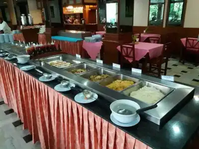 Royal Palace Pattaya - 16