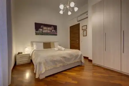 Little Rhome Suites - 45