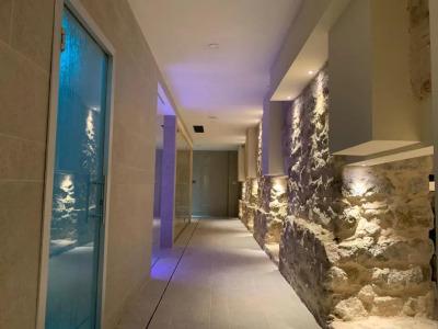 Spa & Wellness by Des Anglais " Ingresso SPA gratuito" - 22