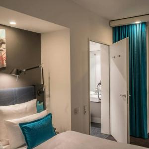 Motel One Berlin-Alexanderplatz - 10